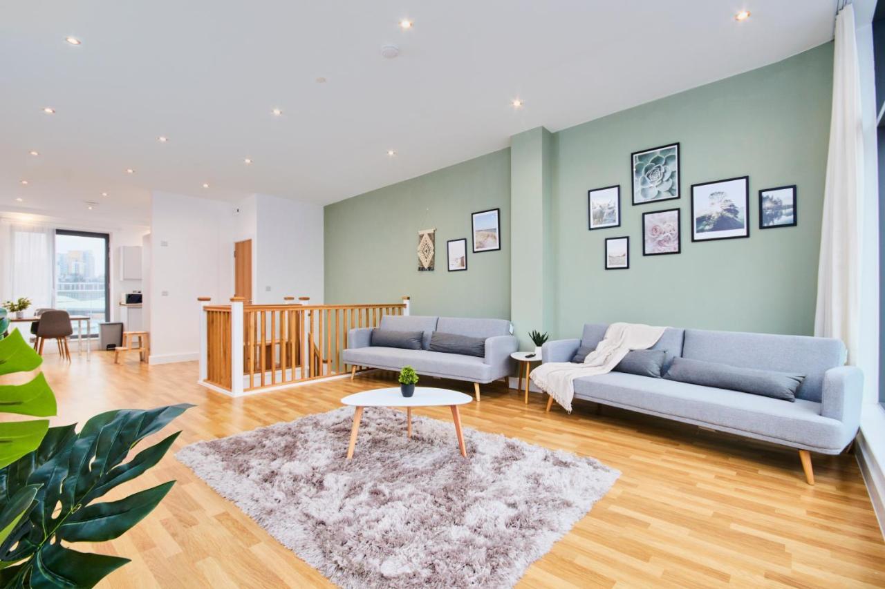 리즈 Large Duplex Penthouse - Parking 아파트 외부 사진