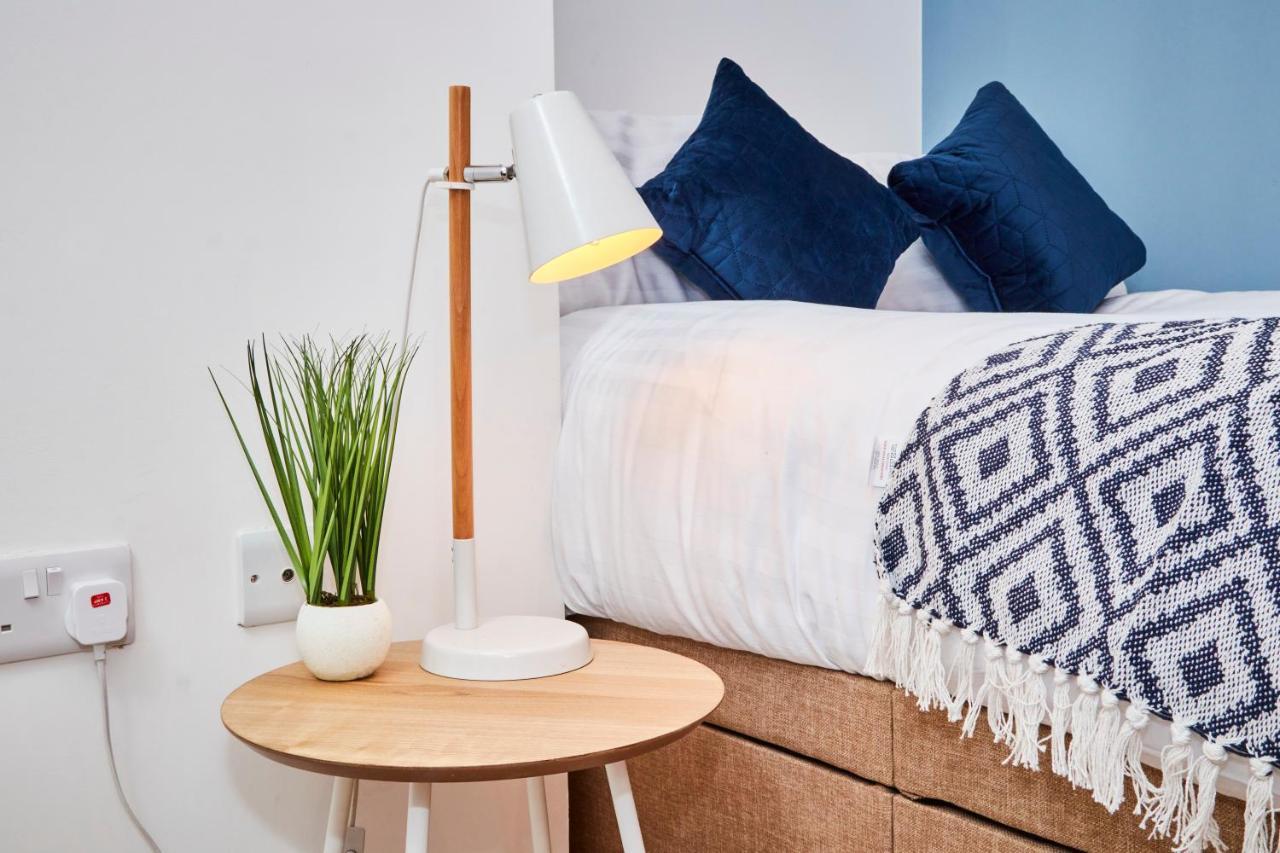 리즈 Large Duplex Penthouse - Parking 아파트 외부 사진