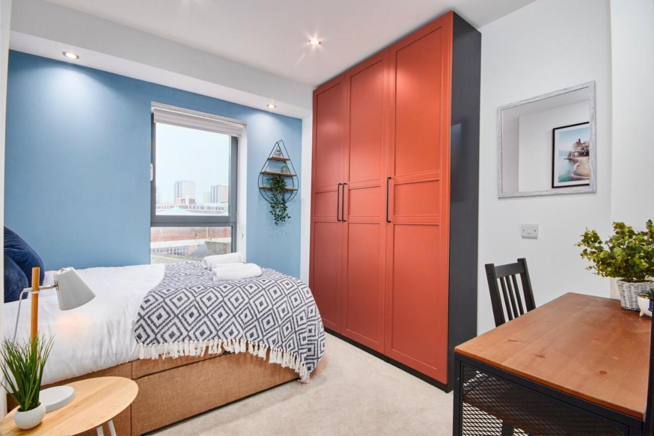 리즈 Large Duplex Penthouse - Parking 아파트 외부 사진